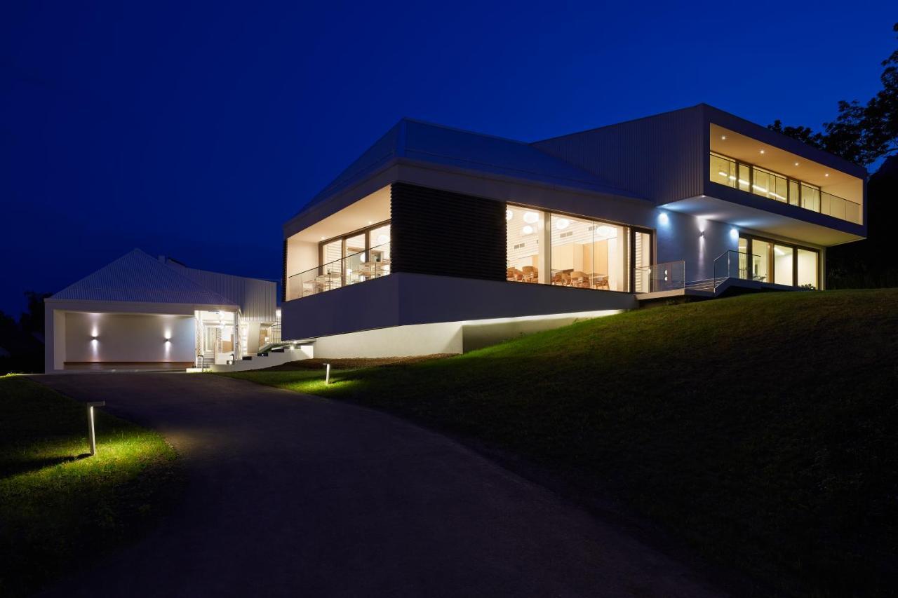 Farmhouse - Hohe Wand Hotel Stollhof Exterior photo